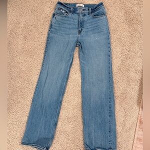 Abercrombie & Fitch 90’s relaxed high rise